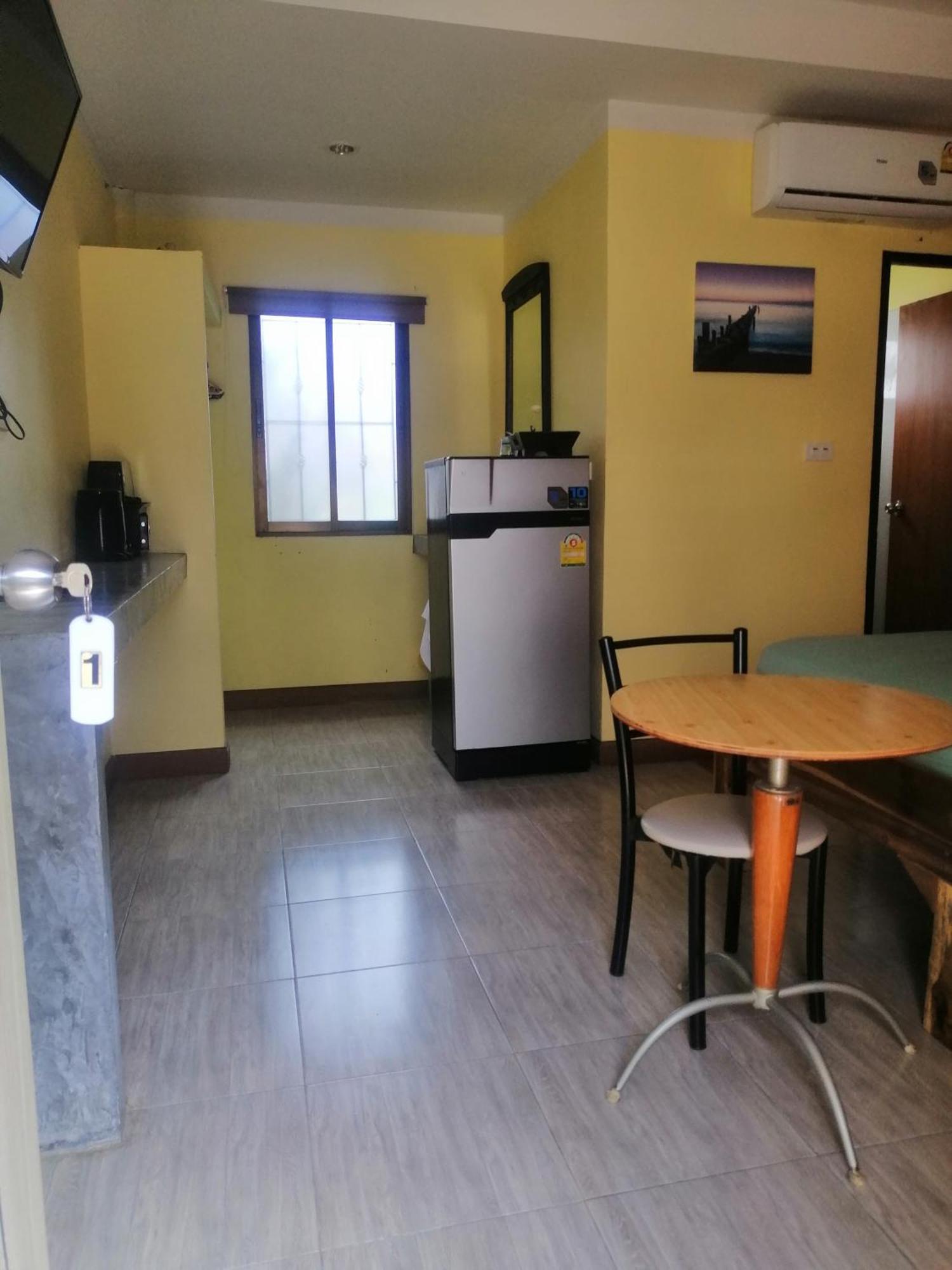 Hotel Chill Land House à Bang Tao Beach  Extérieur photo